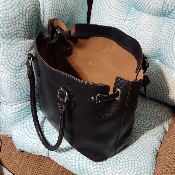 XL Christian Siriano Brand Black Leather Tote Bag - Picture 6 of 9